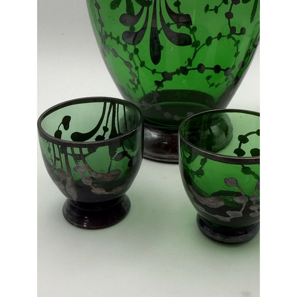 VTG Italian Emerald Green Glass Decanter & Glasses Silver Overlay Florence Italy
